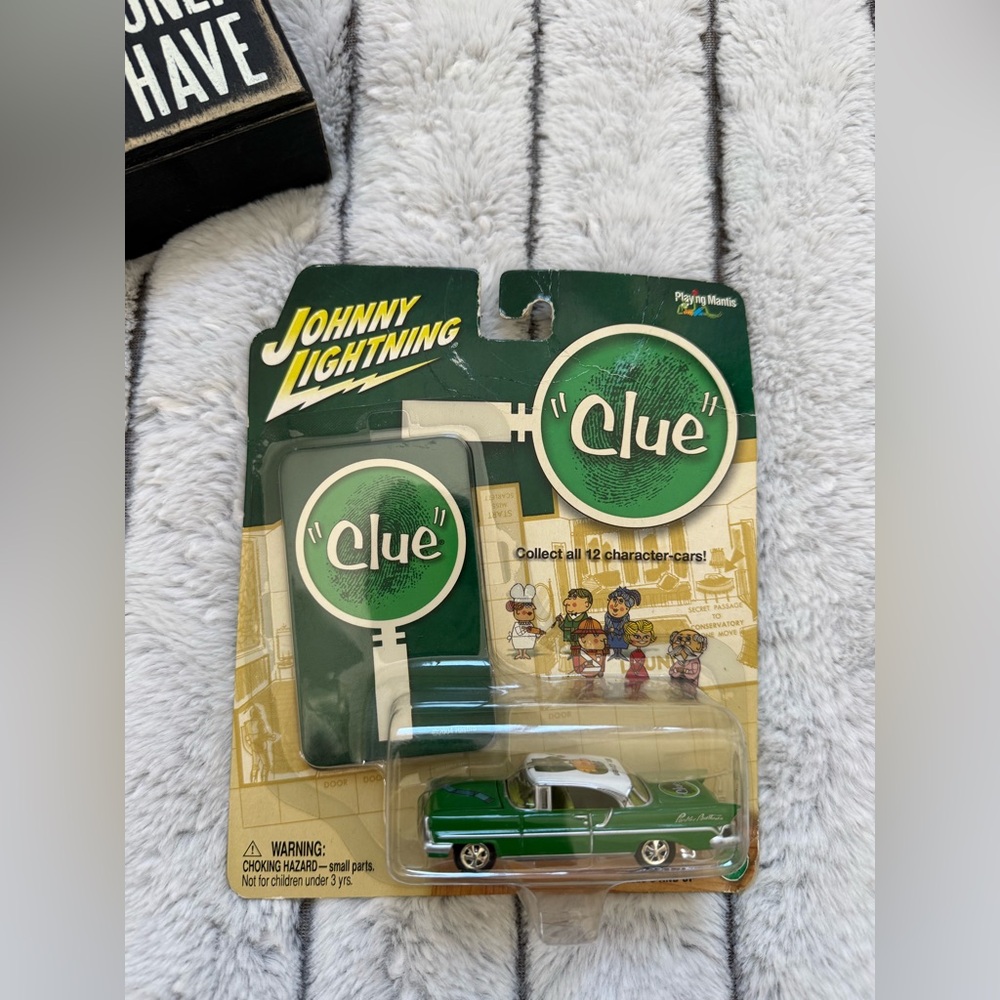 Hasbro Johnny Lightning Clue Green Car